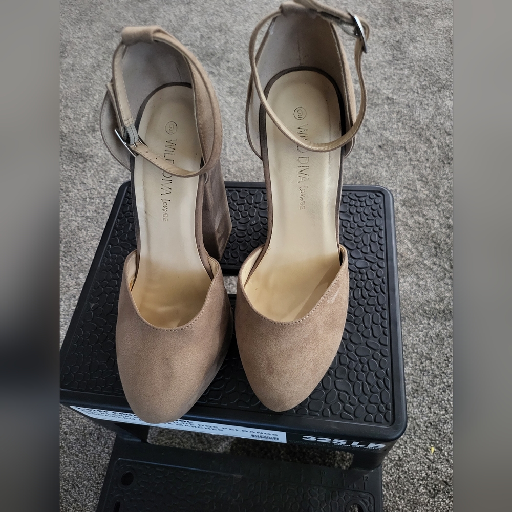 Wild diva heels